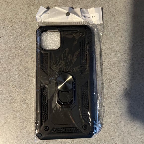 - iPhone 11 Pro case - Picture 1 of 3